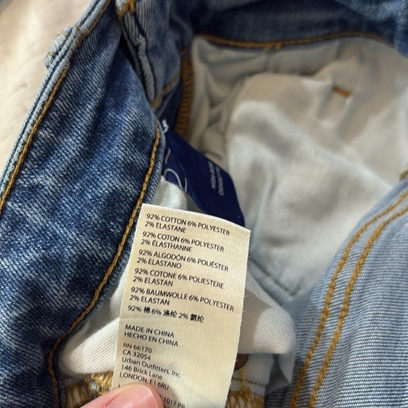 Anthropologie Pilcro High Rise Cigarette Raw Hem Distressed Jeans sz 27 - Picture 10 of 11